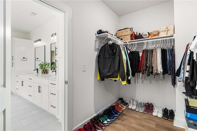 Building Photo - 3127 Cherry Blossom Ln