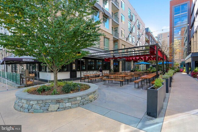 Building Photo - 11416 Empire Ln