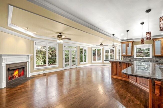 Building Photo - 710 Weybridge Pl
