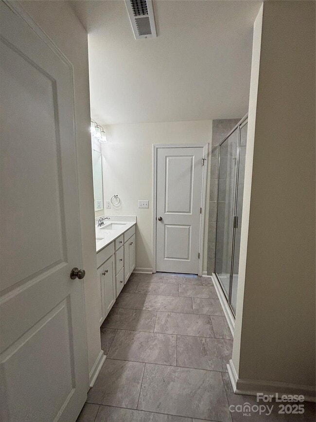Building Photo - 2773 Yeager Dr NW
