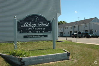 Building Photo - Abbey Field Townhomes