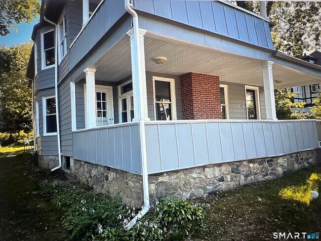 Building Photo - 10 Fleming St