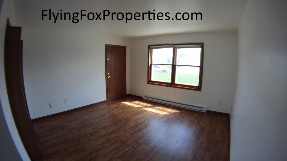 Building Photo - 231 Ash St