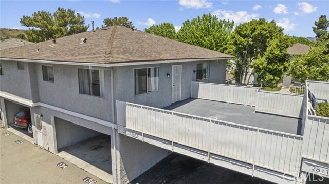 Building Photo - 28121 Robin Ave