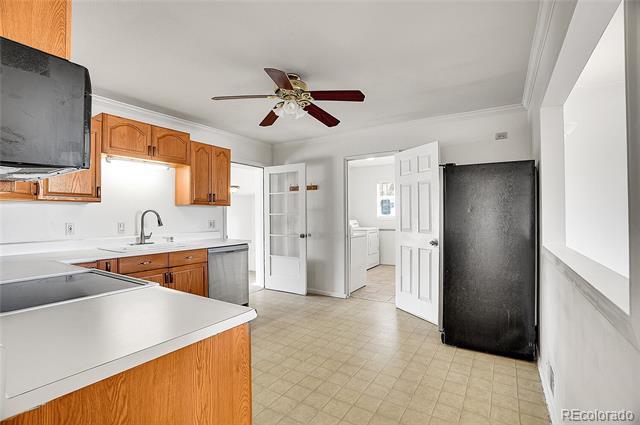 Building Photo - 6485 W 53rd Ave
