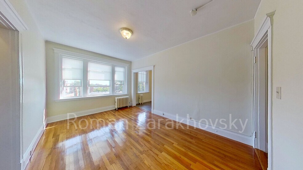 Building Photo - 236 Kelton St