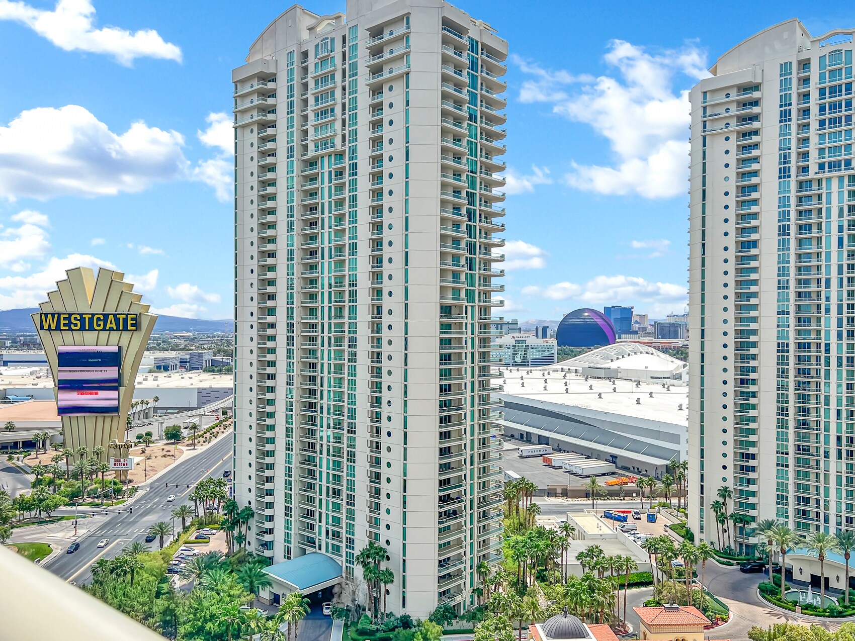 Building Photo - 2777 Paradise Rd