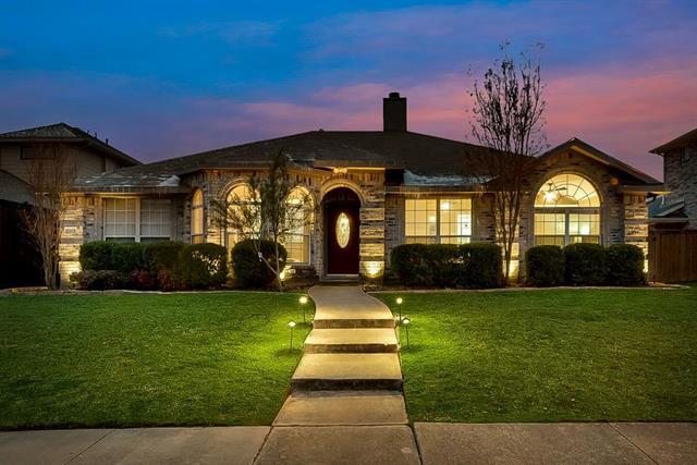 Building Photo - 8318 Luna Dr