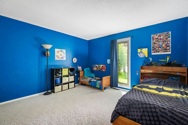 Building Photo - 4108 W Kings Row St