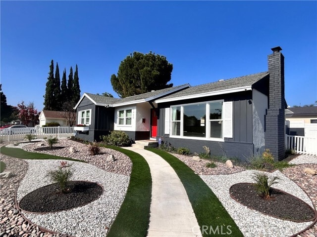 Building Photo - 7400 Hatillo Ave