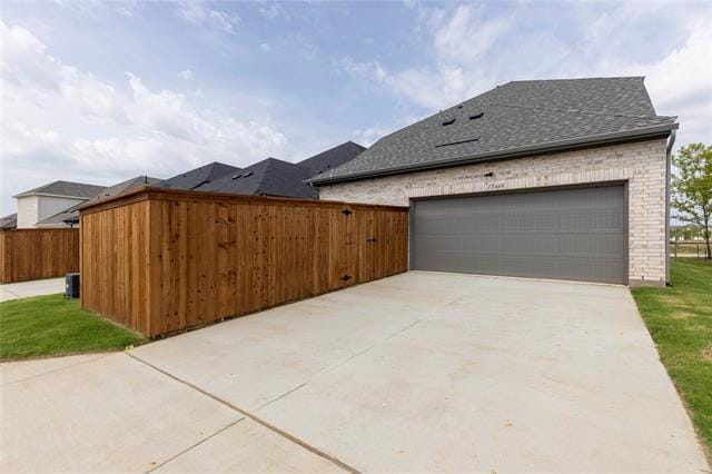 Building Photo - 15668 Gladeside Ave