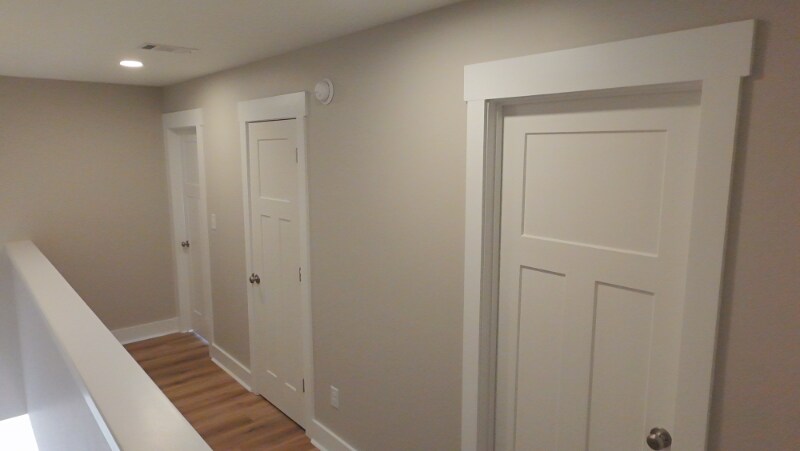 Building Photo - 233 Pineneedle Rd