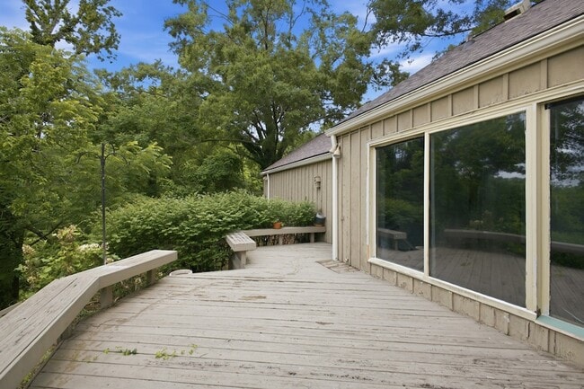 Building Photo - 5612 Stanford Ct