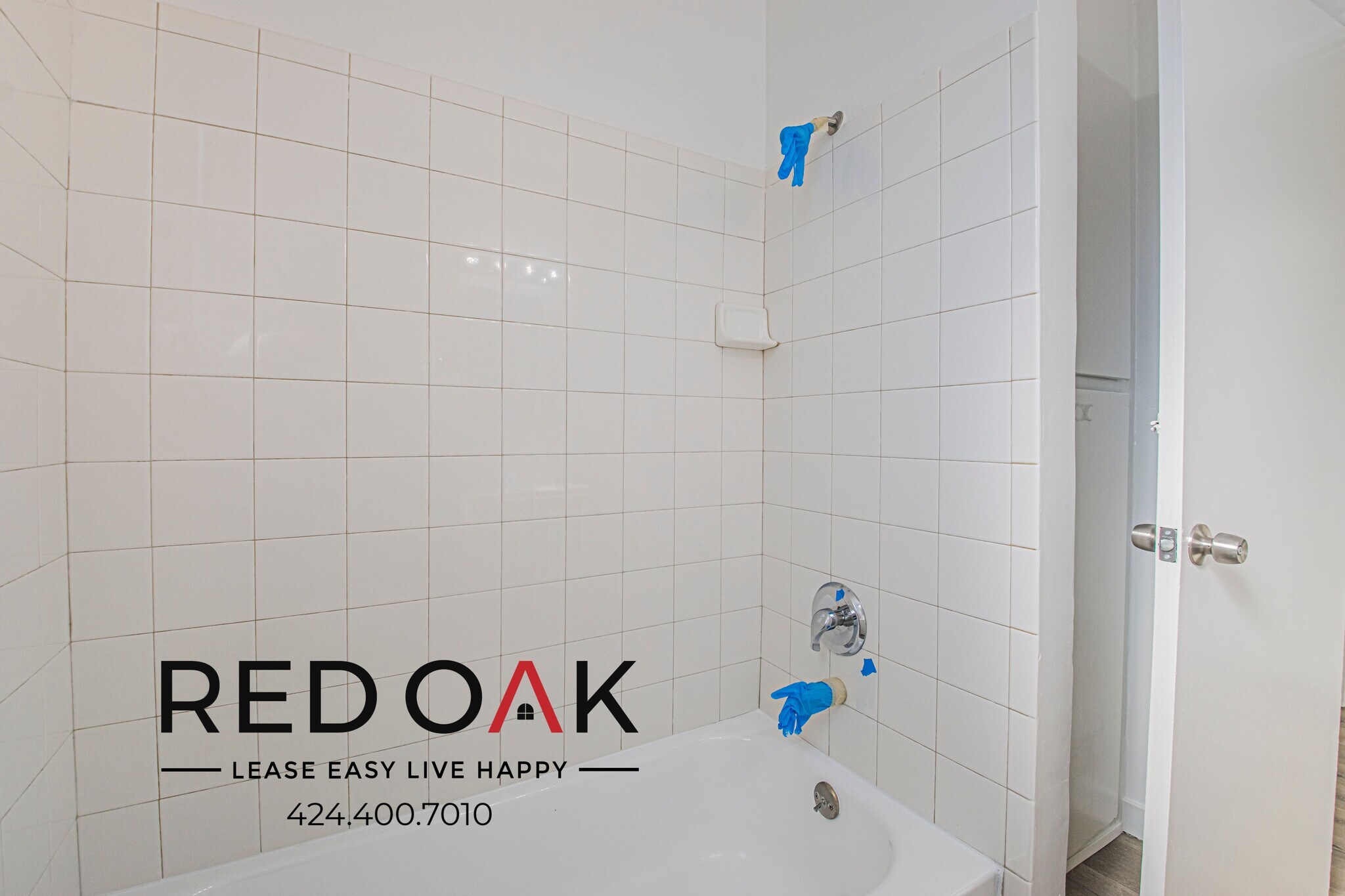 Building Photo - 820 S Gramercy Pl