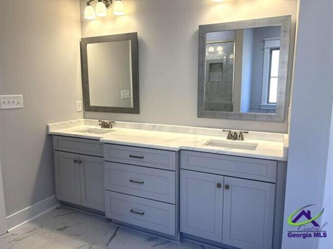 Building Photo - 113 Black Birch Ln