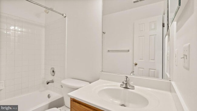 Building Photo - 21753 Ladyslipper Sq