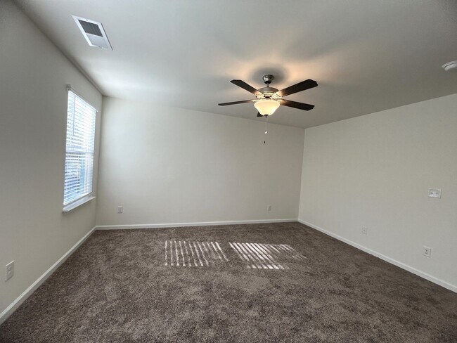 Building Photo - Brand New 3 Bedroom Townhome Available NOW...