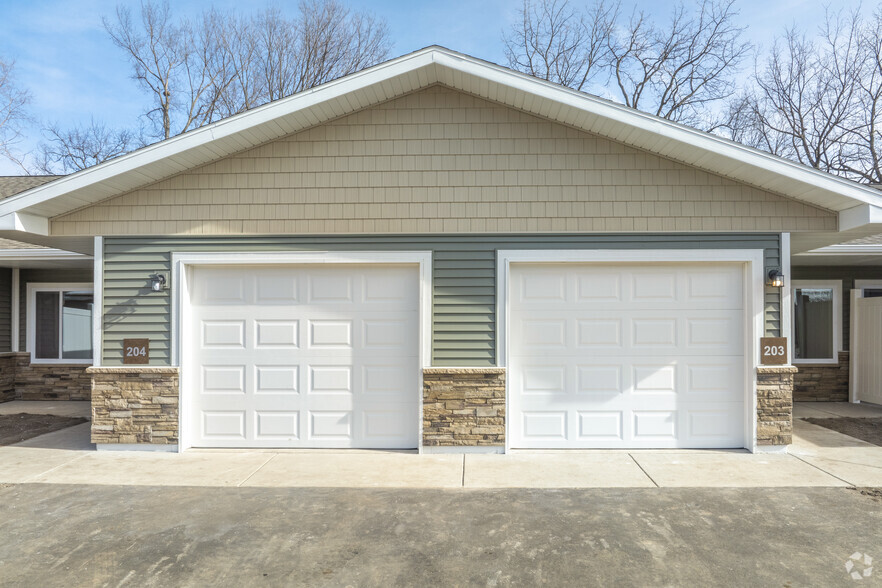 Garages - PDC Cottages