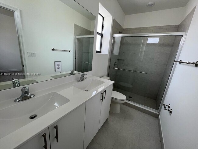 Building Photo - 24628 SW 118 Ct