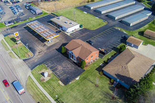 Building Photo - 1430 DeKalb Ave