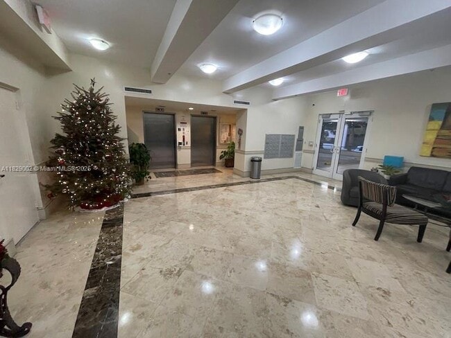 Primary Photo - 2400 SW 27th Ave