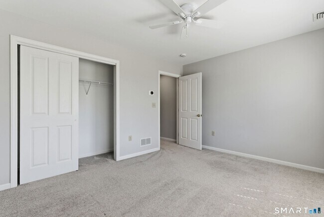 Building Photo - 5 Pierson Green