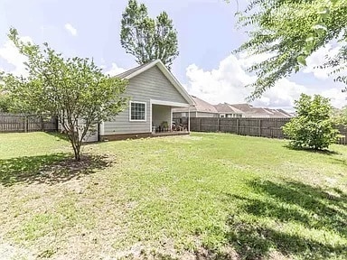 Building Photo - 309 Strawbridge Ln