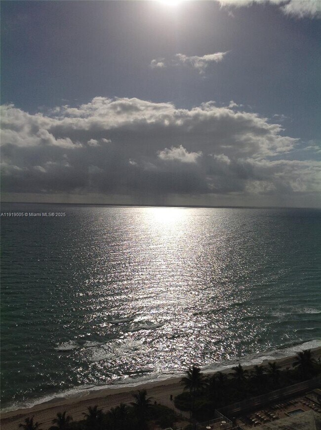 Building Photo - 1950 S Ocean Dr