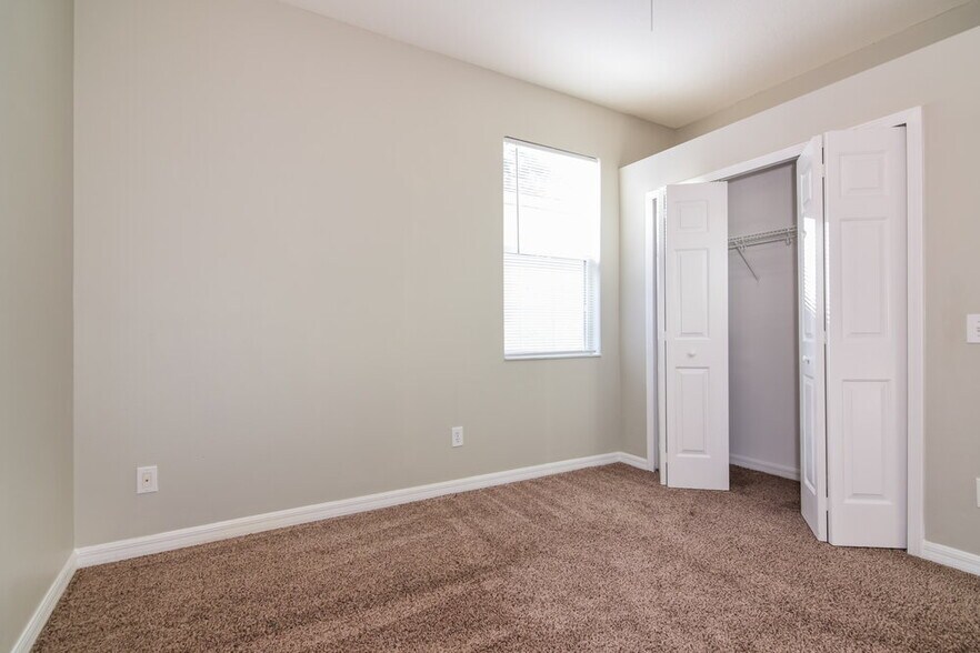 Building Photo - 15819 Stags Leap Dr