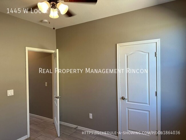 Building Photo - 1445 W Locke Dr