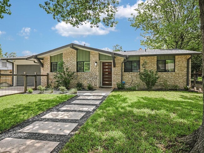 Primary Photo - 2701 Nottingham Ln