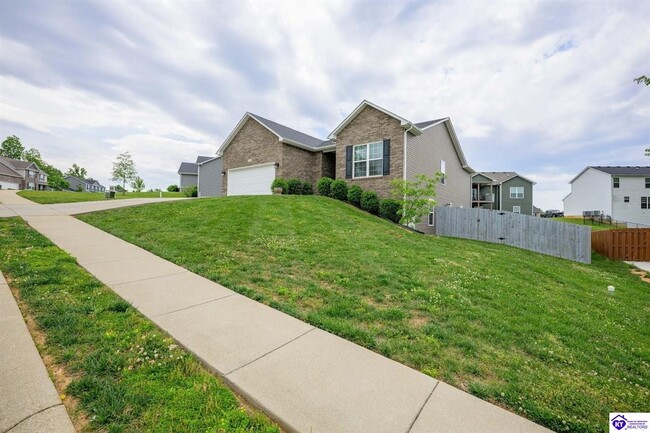 Building Photo - 236 Butterfield Dr