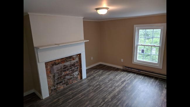 2nd Floor - Master Bedroom - 635 Stuart St