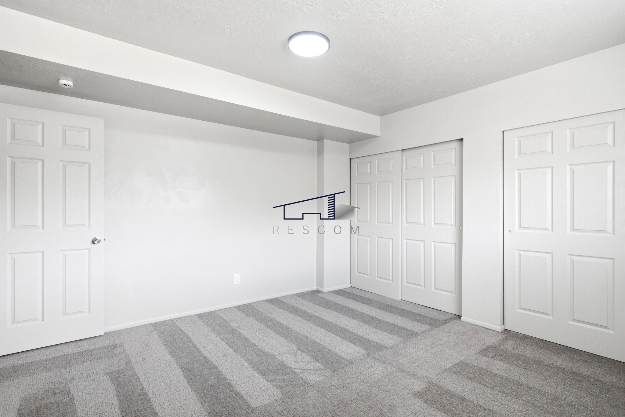Building Photo - 445 W 4900 S