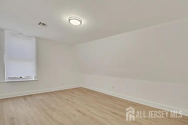 Building Photo - 110 N 17th St