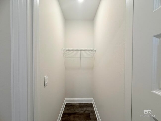 Building Photo - 32487 Revere Dr