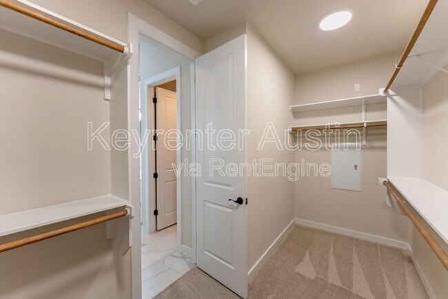 Building Photo - 6812 Cardinal Bloom Loop