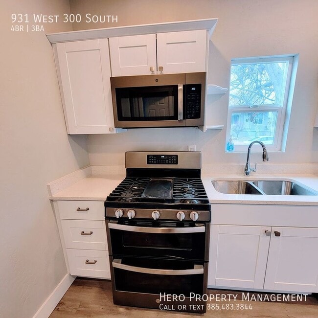 Building Photo - 931 W 300 S