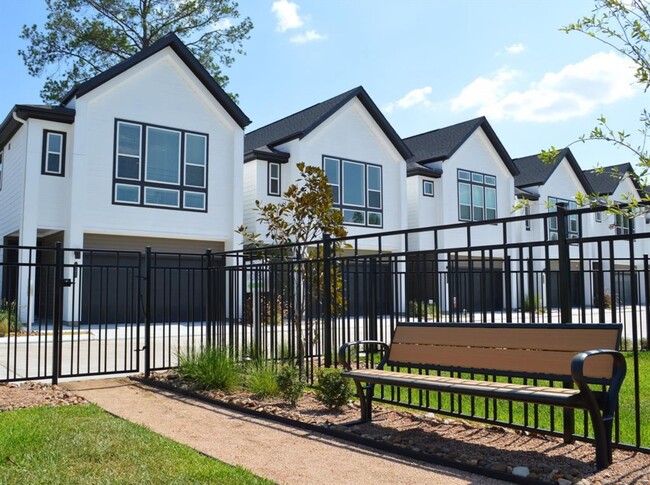 Building Photo - 1103 Highland Rnch Ln