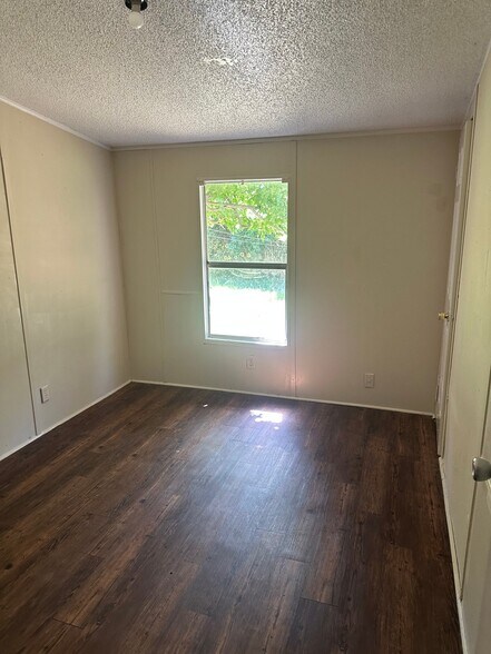 Building Photo - 3393 Briana Dr