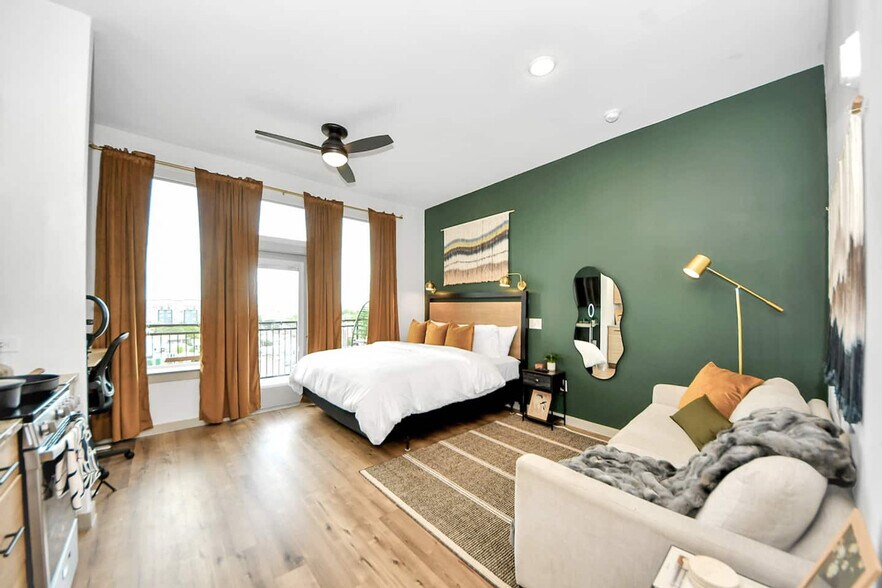 Building Photo - 1111 Shepherd Dr