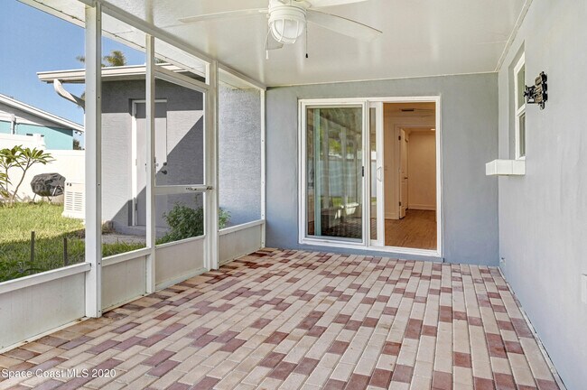 Building Photo - 409 Finch Dr