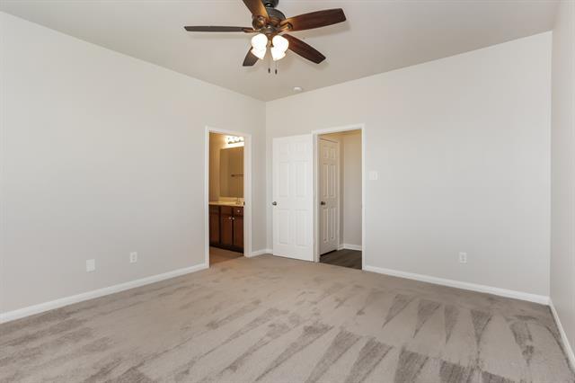 Building Photo - 12417 Shine Ave