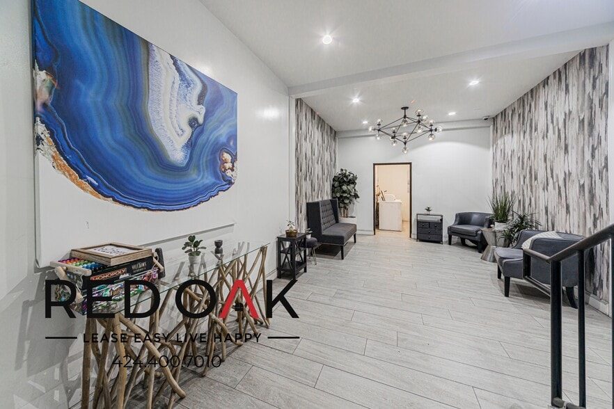 Building Photo - 3540 Fletcher Dr