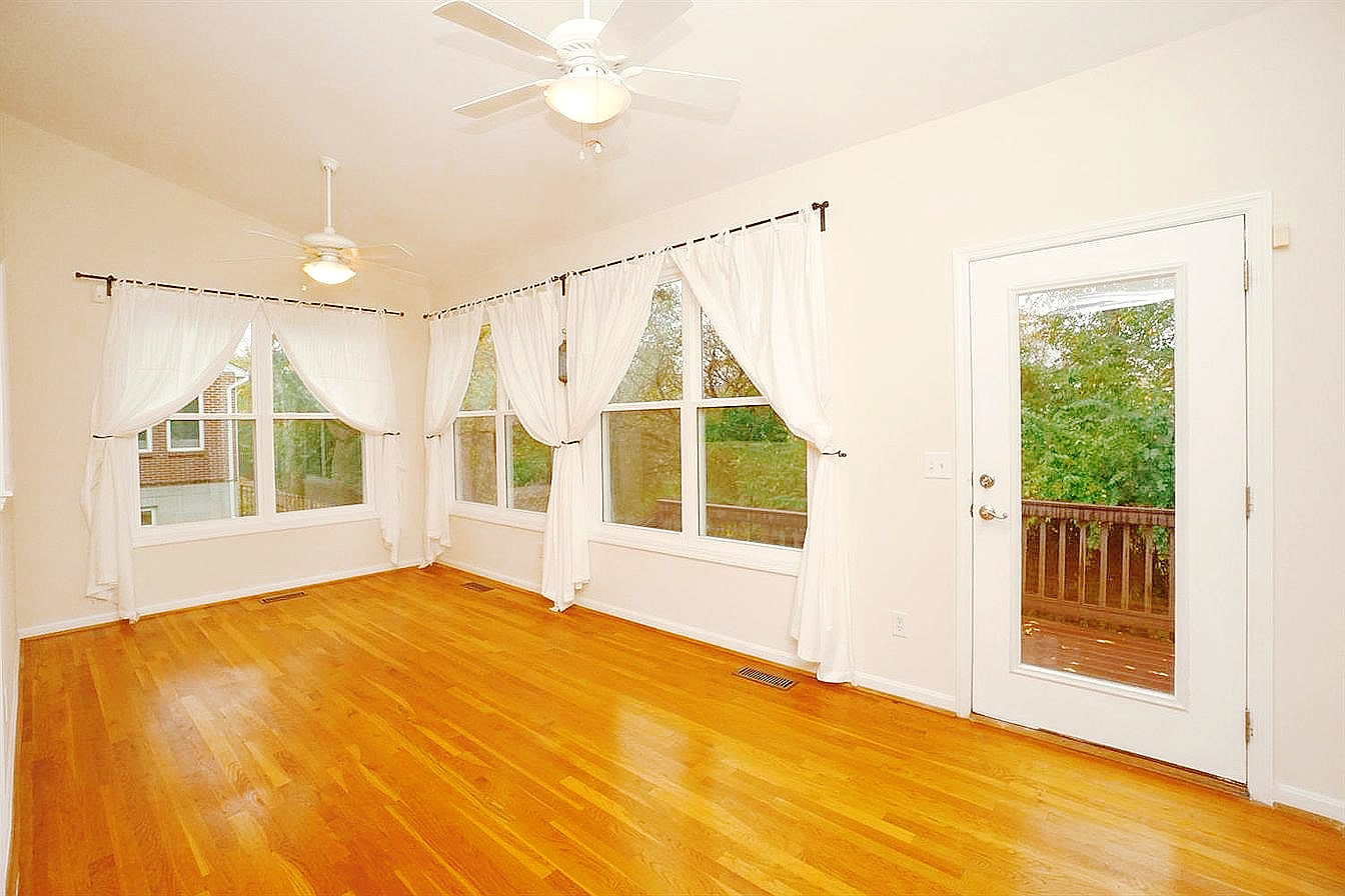 Building Photo - 4907 Forest Ridge Dr