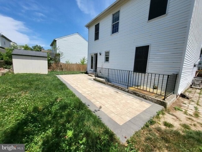 Building Photo - 6412 Highbanks Ct