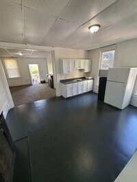 Building Photo - 205 N. C. St. Hamilton, OH. 45013