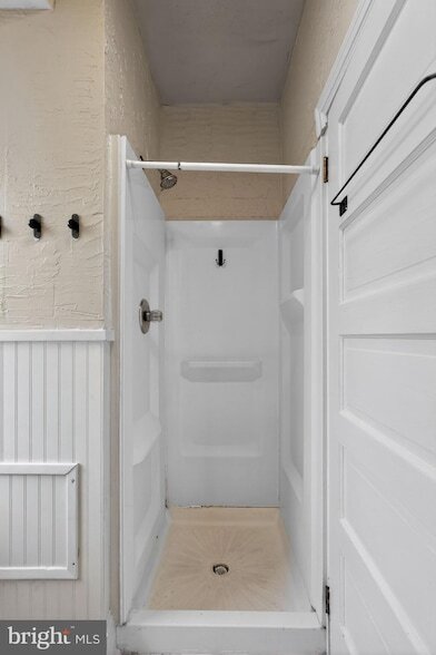 Building Photo - 3507 Indian Queen Ln