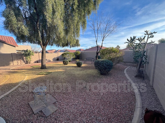 Building Photo - 15439 W Cortez St