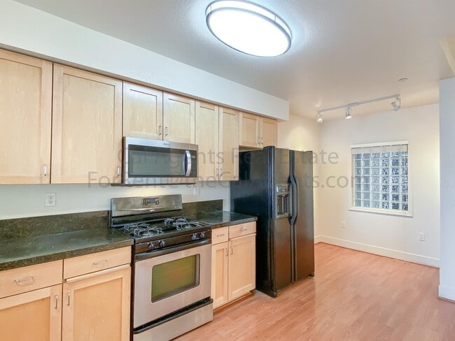Building Photo - 1568 Brunswig Ln